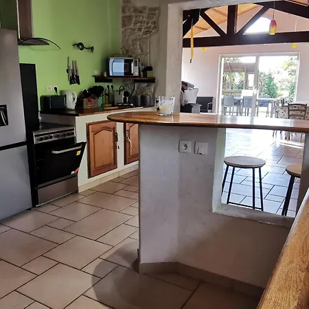 Maison 8 Couchages Avec Piscine Privee A Saint-benoit-sur-mer - Fr-1-194-355 * Saint-Benoist-sur-Mer